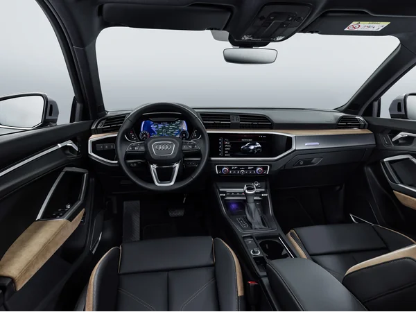 audi q2 q2-technology-40-tfsi-quattro interior