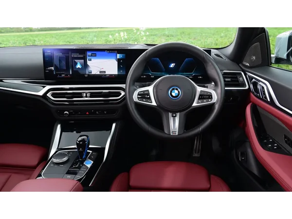 bmw i4 i4-edrive40-m-sport interior