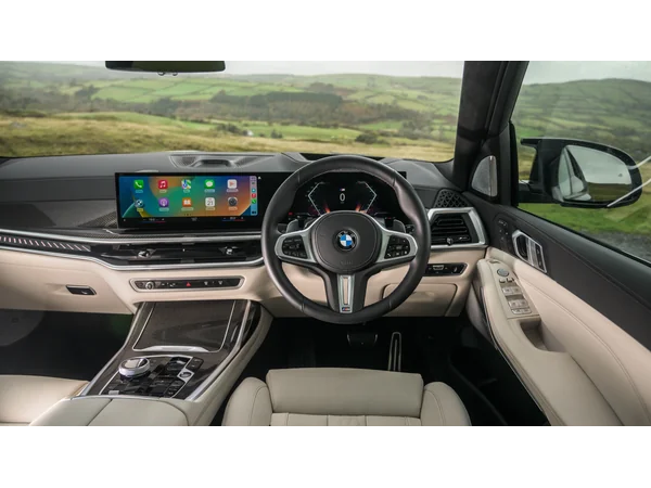 bmw x7 x7-xdrive40d-m-sport-pro interior