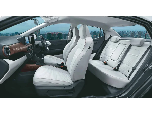 hyundai aura aura-s-cng-manual interior