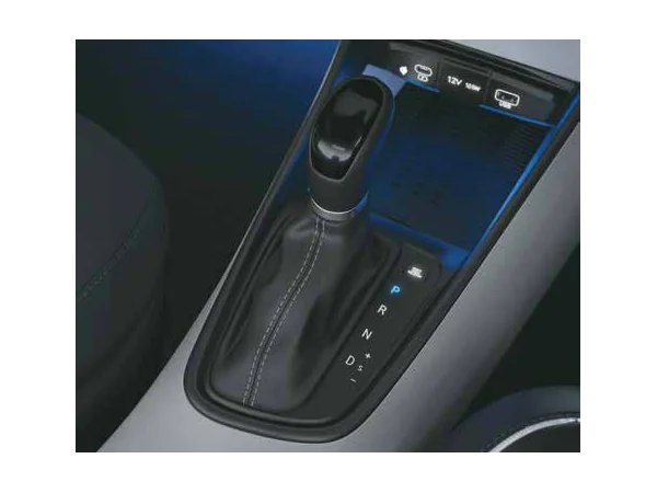 hyundai i20 i20-asta-petrol-manual interior