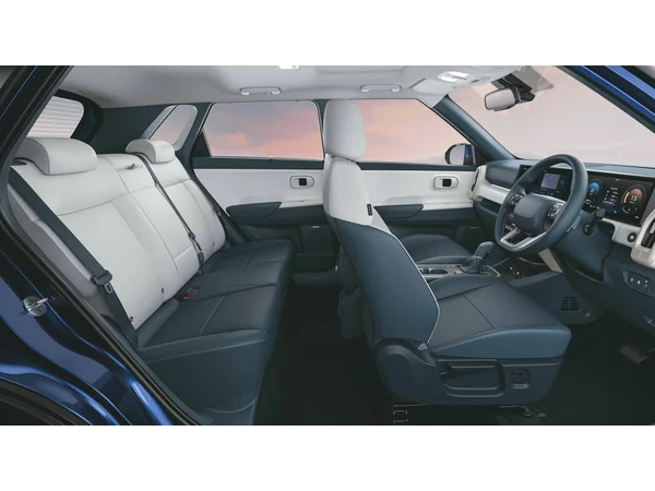 hyundai venue venue-hx-8-diesel-15l-turbo-automatic-tc interior