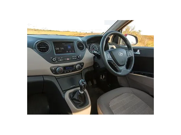 hyundai xcent xcent-s interior