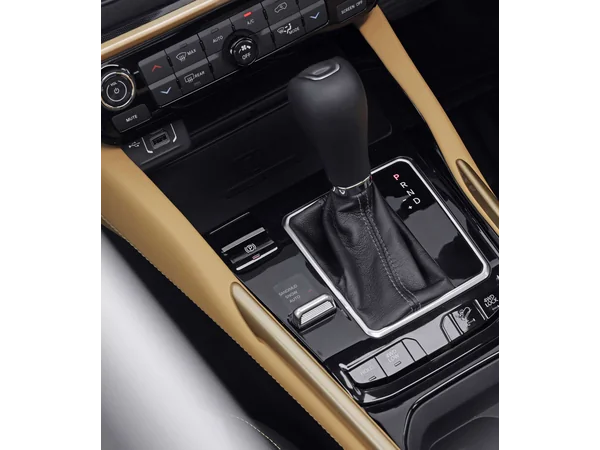 jeep meridian meridian-longitude-plus-2wd-diesel-turbo-automatic-7-str interior
