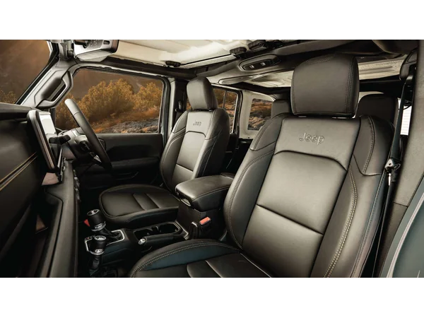 jeep wrangler wrangler-rubicon-petrol-turbo-automatic interior