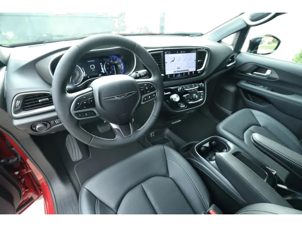 mahindra voyager voyager-std interior