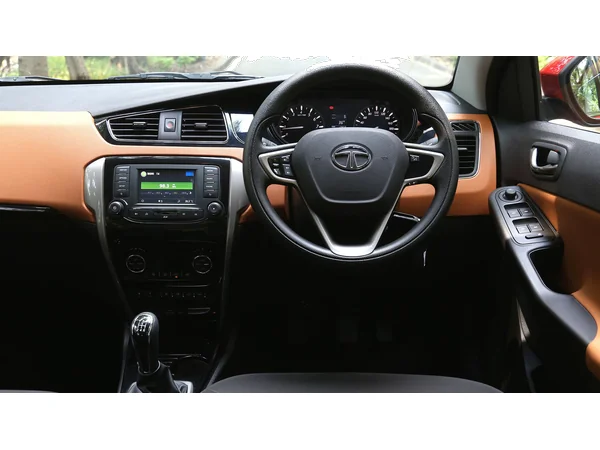 tata bolt bolt-xe-diesel interior