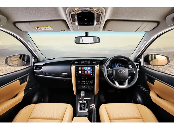 toyota fortuner fortuner-4x2-2wd-diesel-28l-turbo-automatic interior