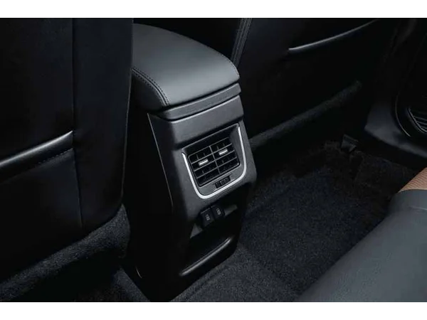 toyota hyryder hyryder-s-2wd-petrol-15l-manual interior
