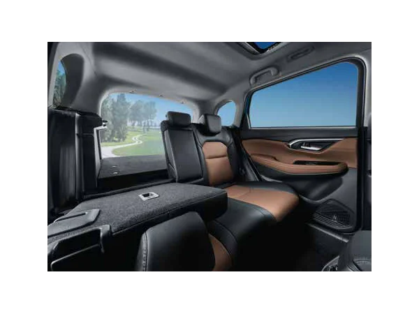 toyota hyryder hyryder-s-hybrid-2022-2023 interior